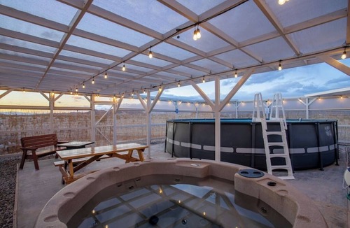 Wonder Valley House | DesertGem 5Acres Arcade Pool Spa KingBed Game Room