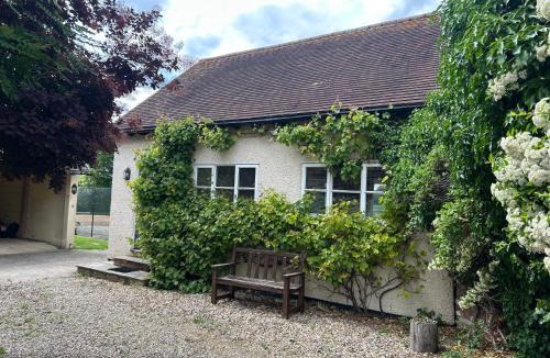 Stevenage House | Detached Lodge at Holmes Farm