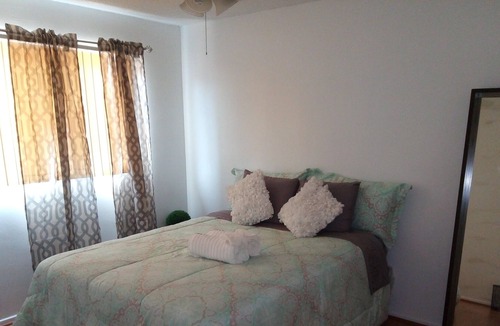 Lawndale House | Discounted Newly Model Home LAX Beaches Cozy Place