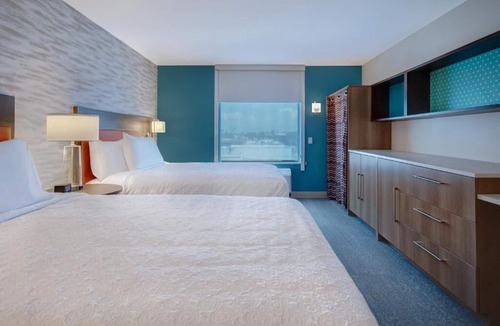 Garden Grove Hotel | Discover Comfort! 3 Family-friendly Units in Garden Grove! FREE Breakfast!