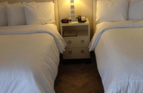 East Hollywood House | Discover Downtown Hollywood! 3 Pet-friendly Rooms, Outdoor Pool, Parking