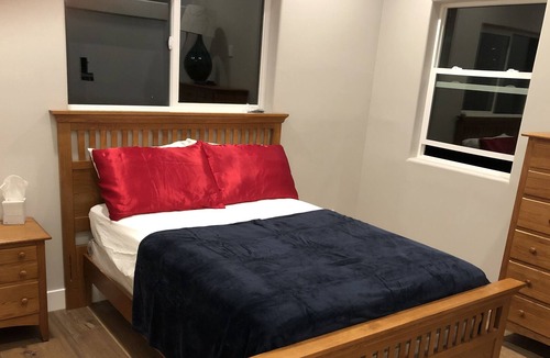 Garden Grove House | DISNEY & BEACH CLOSE - luxury 2 bedroom house