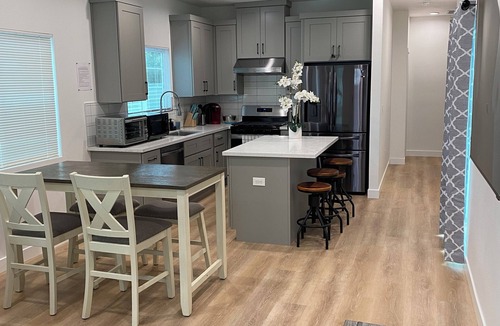 Westminster House | Disney/Lt Saigon/3mi 4Bd2ba - Reva