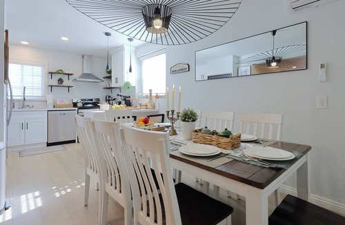 Southwest Anaheim House | Disney Magic Spacious Sanctuary
