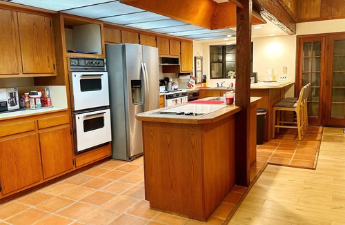 Westminster House | Disney&Socal Beaches, MidwayCity With 3 beds and 2 baths