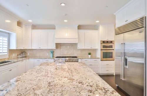 North Tustin House | Disneyland & Beach Gorgeous 8 Bedroom 6.5 bathroom 5000 SQFT