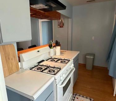 Elysian Heights Apartment | Dodge Family Bed and Breakfast in Downtown Los Angeles