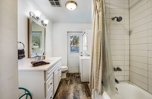 Joshua Tree Highlands House | Dog-friendly desert oasis with mountain views, private cowboy pool, WiFi, & AC