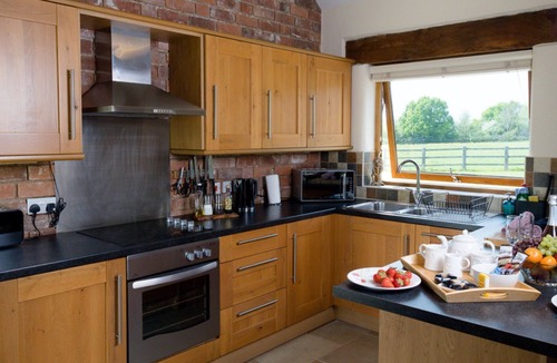 Wotton-under-Edge House | Dog friendly - Blackberry Barn