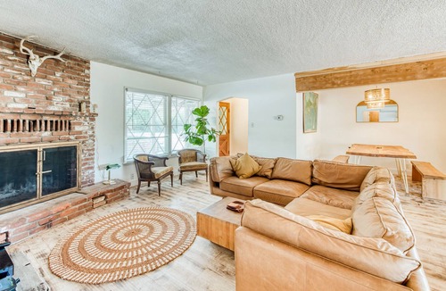 Wishon House | Dog-friendly mountain view retreat with W/D & wood fireplace - close to lake