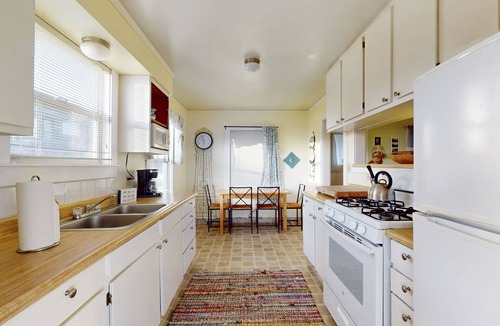 Elk House | Dog-friendly waterfront home with full kitchen & WiFi - near the beach