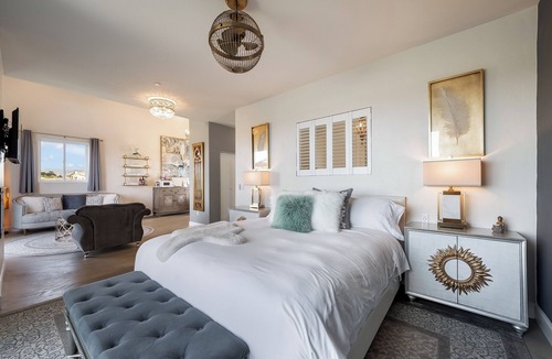 Temecula Bed & Breakfast | Domaine Chardonnay, one of Temecula Wine Country's premier residential properties, is an exclusive, privately operating, winery estate Bed & Breakfast with 3 beautifully appointed, independent guest suites for overnight accommodations, each featuring