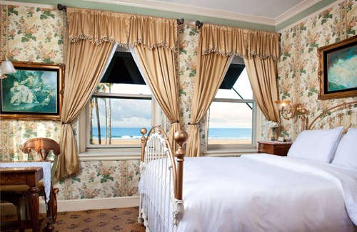 West Newport Bed & Breakfast | Dorymans Oceanfront Inn