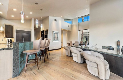 Rancho Mirage House | 'Dos Lagos Estate' 5000' 6 bedroom w/2 pools!