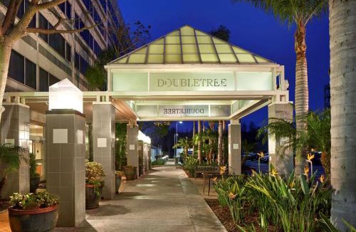 El Segundo Hotel | DoubleTree by Hilton LAX - El Segundo