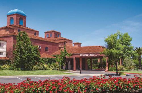 Rohnert Park Resort | DoubleTree by Hilton Sonoma Wine Country