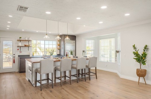 Murrieta House | Dove Creek Retreat - Resort Style Home, Saltwater Pool/Jacuzzi, Highspeed Wi-Fi