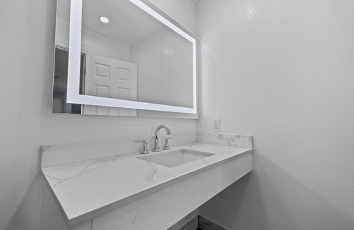 Downey Hotel | Downey Inn