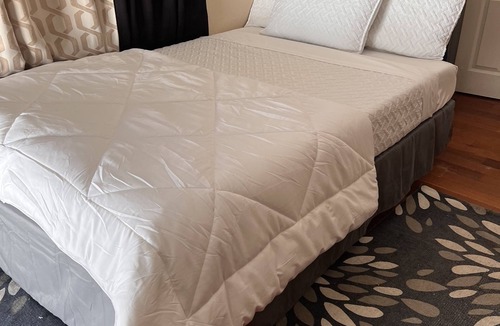 Downtown Riverside Bed & Breakfast | Downtown classic, 1910 Craftsmen style home