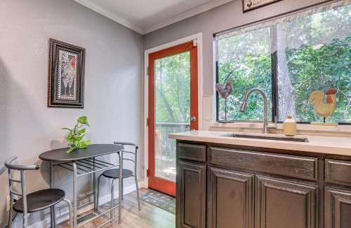 Fair Oaks House | Downtown Fair Oaks Home about 15 Mi to Sacramento!