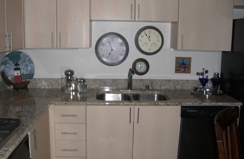 East Village Condo | Downtown, Gaslamp, Petco, Convention Center- Luxury 1 BR+Loft w/Deck
