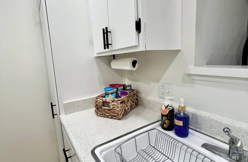 Huntington Beach Condo | Downtown Huntington Beach! LOCATION! CLOSE TO THE BEACH!