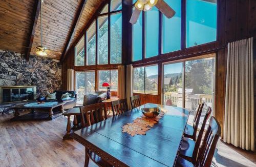 Blue Jay House | Dragon's Lair