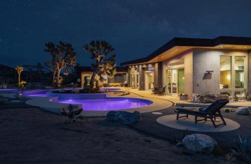 Yucca Valley House | Dragonfly by Fieldtrip Luxe Oasis w Resort Pool