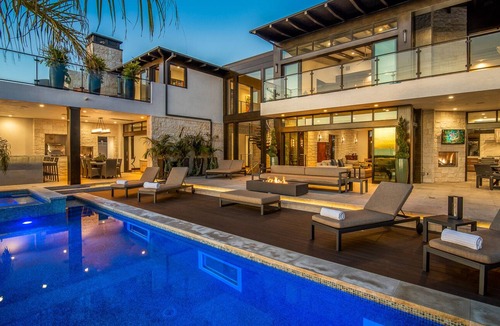 Hermosa Beach House | DREAM HOUSE 6bdrm/8 bath AC - One of a Kind!