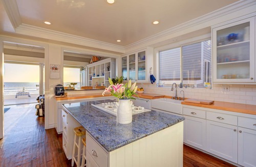The Strand House | Dream Strand House with Picture Perfect Views