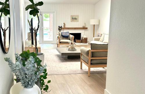 Mission Viejo House | Dreaming Amongst the Palms