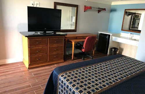 Torrance Hotel | Driftwood Motel