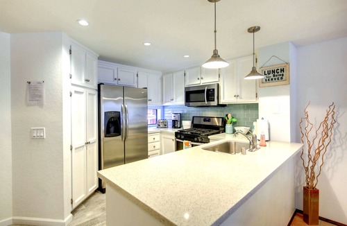 Imperial Beach House | DRIFTWOOD VILLA: Gorgeous Remodel . Across the Street from the Beach!