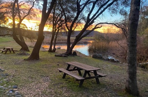 Smartville Cabin | Duck Pond Cabin-Private Cabin on 400 Acre Ranch