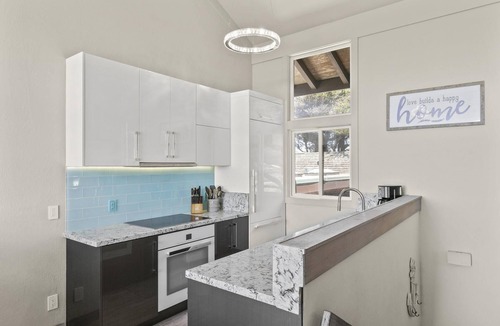 Castroville House | Dunes Beach Haven: Amazing Ocean Front Home
