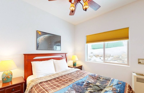 Yosemite West Apartment | Duplex apartment in prime location with Yosemite National Park