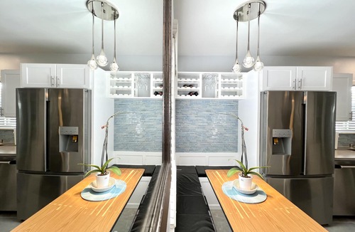 Sunset Park Cottage | Dwell Art Gallery Home ~ Cozy Cottage Santa Monica