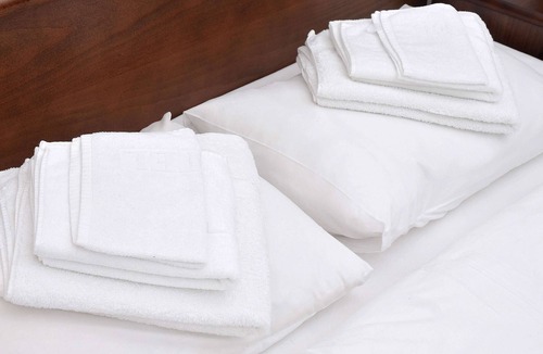 Riverside Hotel | Dynasty Suites Hotel Riverside