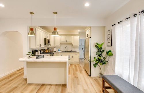 East Los Angeles Apartment | East Los Angeles Home - 7 Mi to Downtown!
