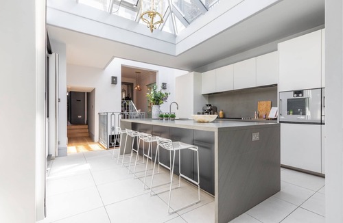 Belgravia Apartment | Eccleston Street III by onefinestay