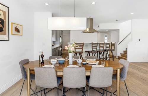 Los Feliz House | Edendale by AvantStay | Urban Hilltop Oasis w/Amazing Views in <3 of Los Feliz