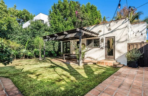 West Hollywood Villa | Edinburgh Villa - Gated Spanish Bungalow w/Modern Upgrades