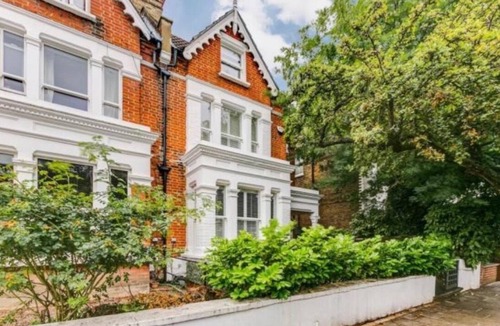 Chiswick Riverside House | Edwardian House close to River Thames and Kew Gardens