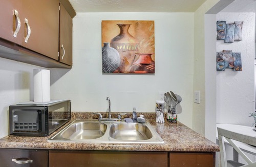 El Centro House | El Centro Retreat Near Local Parks & Golf Courses