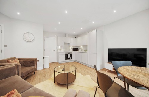 Southfields Apartment | Elegant 2bed flat 10min to Wimbledon tennis courts