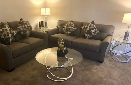 South Gate Apartment | Elegant and Modern Apartment near downtown LA