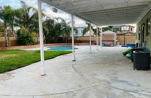 Eastvale House | Elegant Spacious Home with Swimming Pool