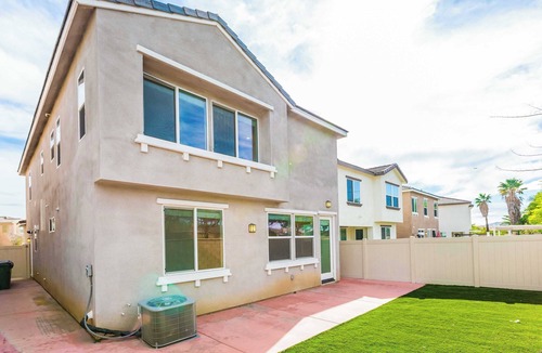 Rialto House | Elegant Woodcrest Retreat: Your Perfect Getaway Awaits in Style! #41339