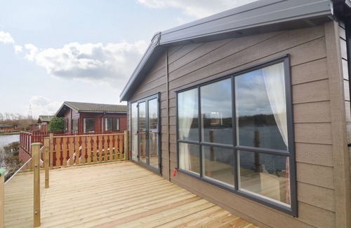 Tewitfield Cottage | ELIM, family friendly, with a garden in Tewitfield