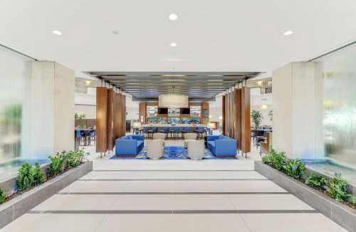 Orange Hotel | Embassy Suites by Hilton Anaheim-Orange